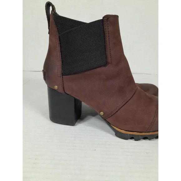 Sorel Brown Ankle Boots with Black Heel - Picture 9 of 13